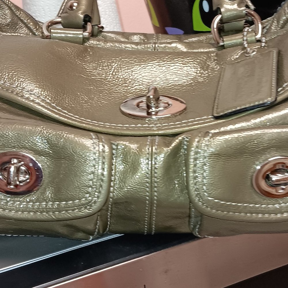 Vintage COACH metallic green Bleeker st satchel